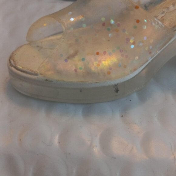 Just The Right Shoe By Raine Crocus Mini Figurine 25081 - Picture 6 of 12